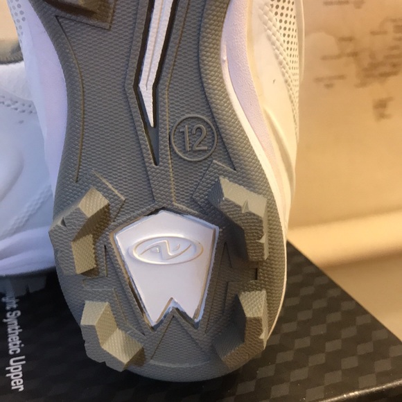 Athletic Works Youth Football Cleats Size 12 - Picture 4 of 4